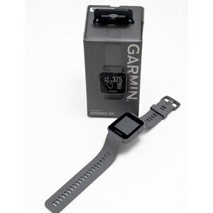 GARMIN Approach S10 GPS Golf Watch – Lightweight Golf GPS Yardage Tracker Gray